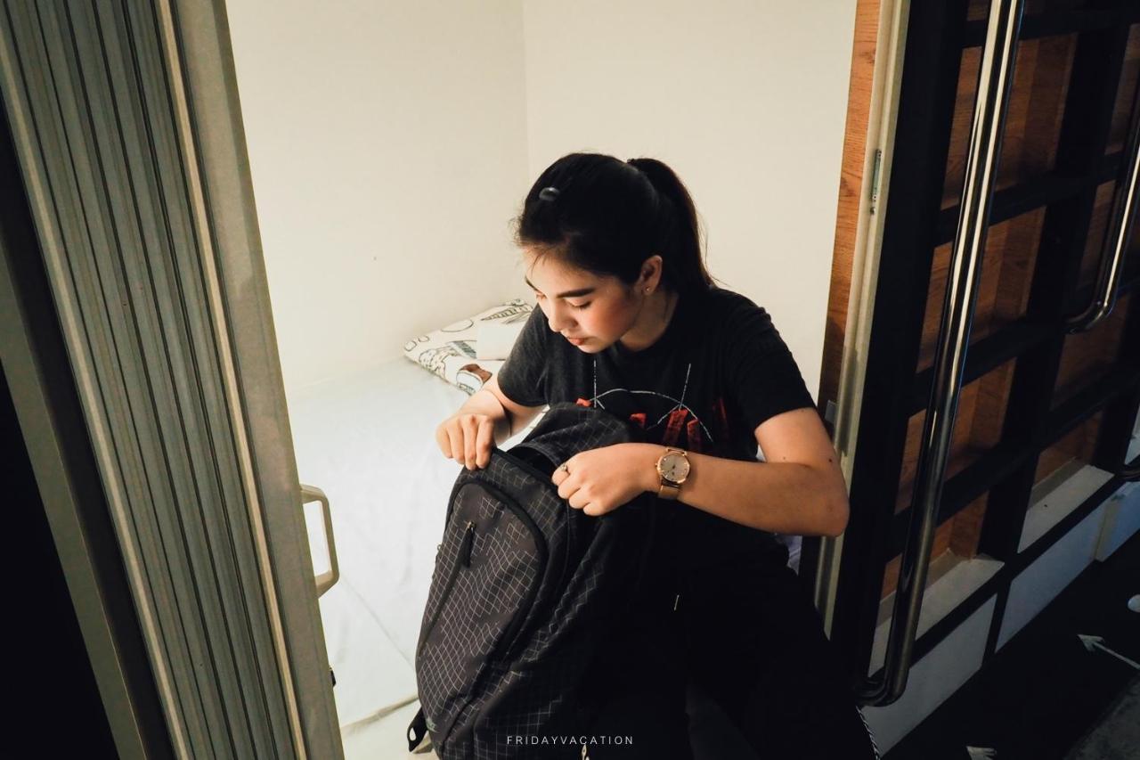 Sleepbox Hostel Suratthani Surat Thani Bagian luar foto
