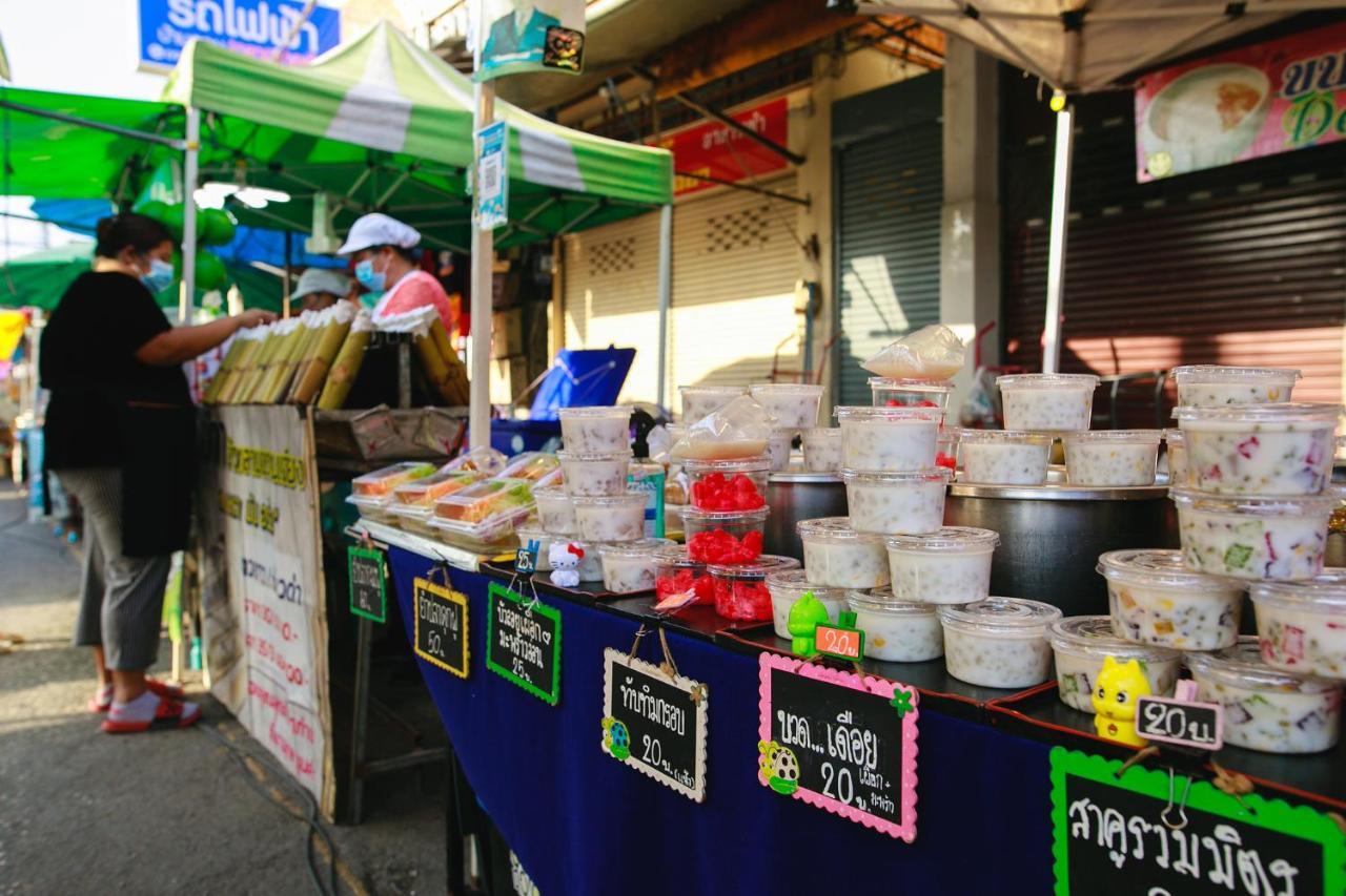 Sleepbox Hostel Suratthani Surat Thani Bagian luar foto