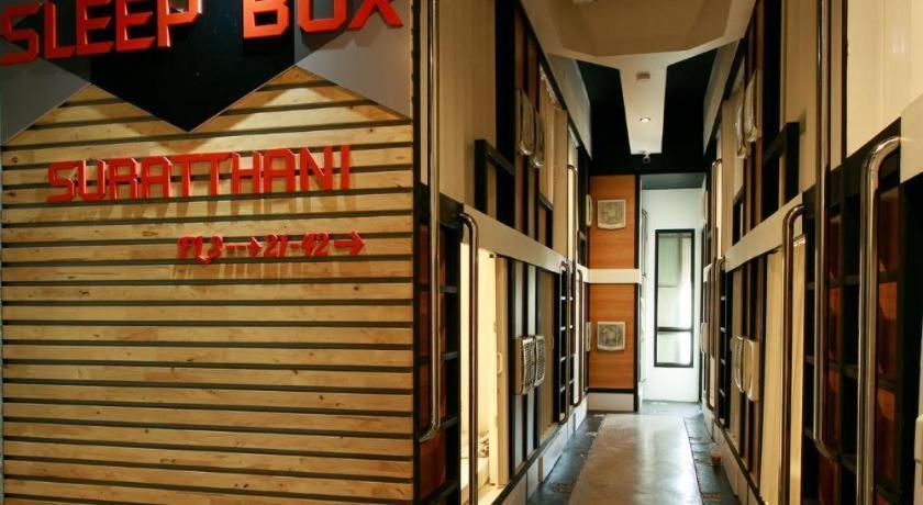 Sleepbox Hostel Suratthani Surat Thani Bagian luar foto