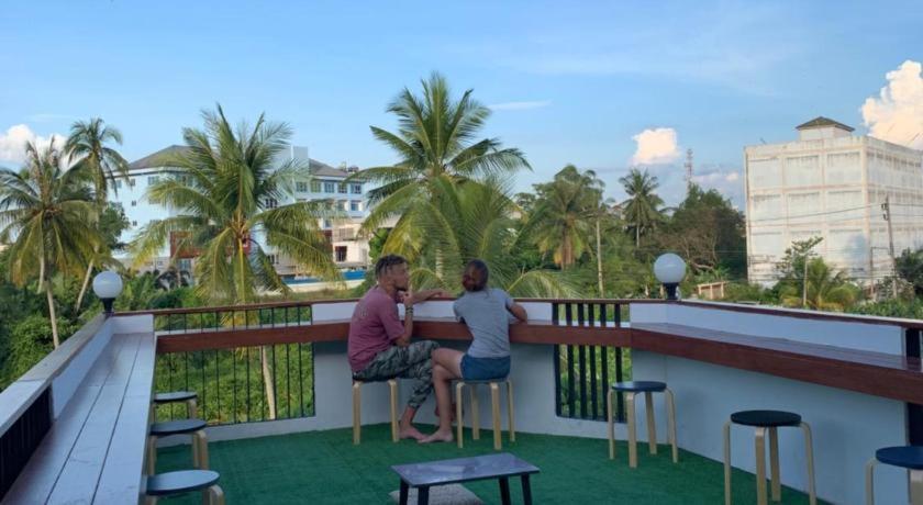 Sleepbox Hostel Suratthani Surat Thani Bagian luar foto